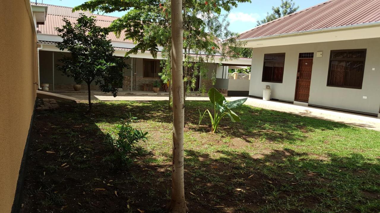 Kilimanjaro Country House Guest House Moshi Exterior photo